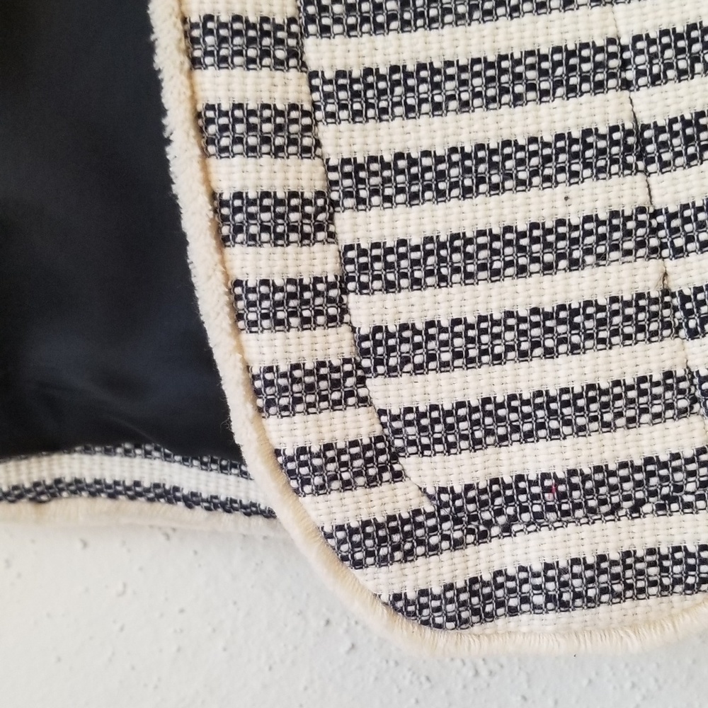 Striped Textured Blazer - Picture 5 of 7